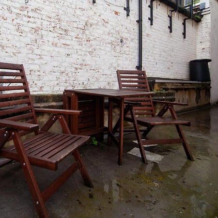 Lovely 2 Bedroom Apartment In Tooting ลอนดอน ภายนอก รูปภาพ